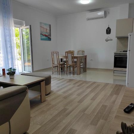 One Bedroom Apartment Gogo With Private Parking Neum Dış mekan fotoğraf