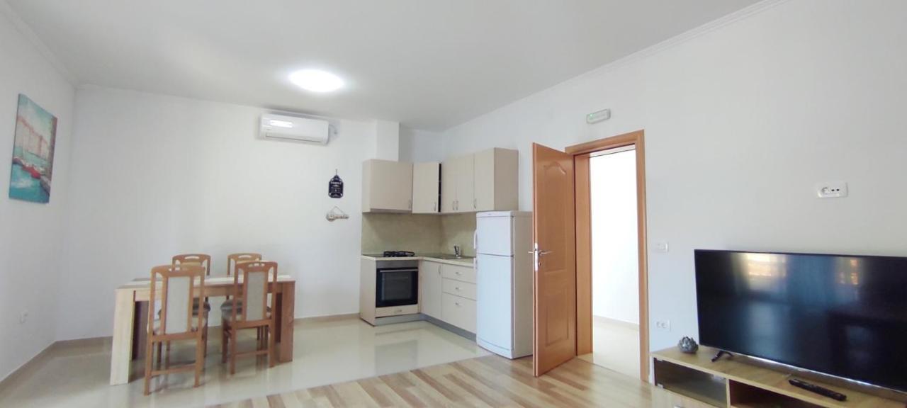 One Bedroom Apartment Gogo With Private Parking Neum Dış mekan fotoğraf