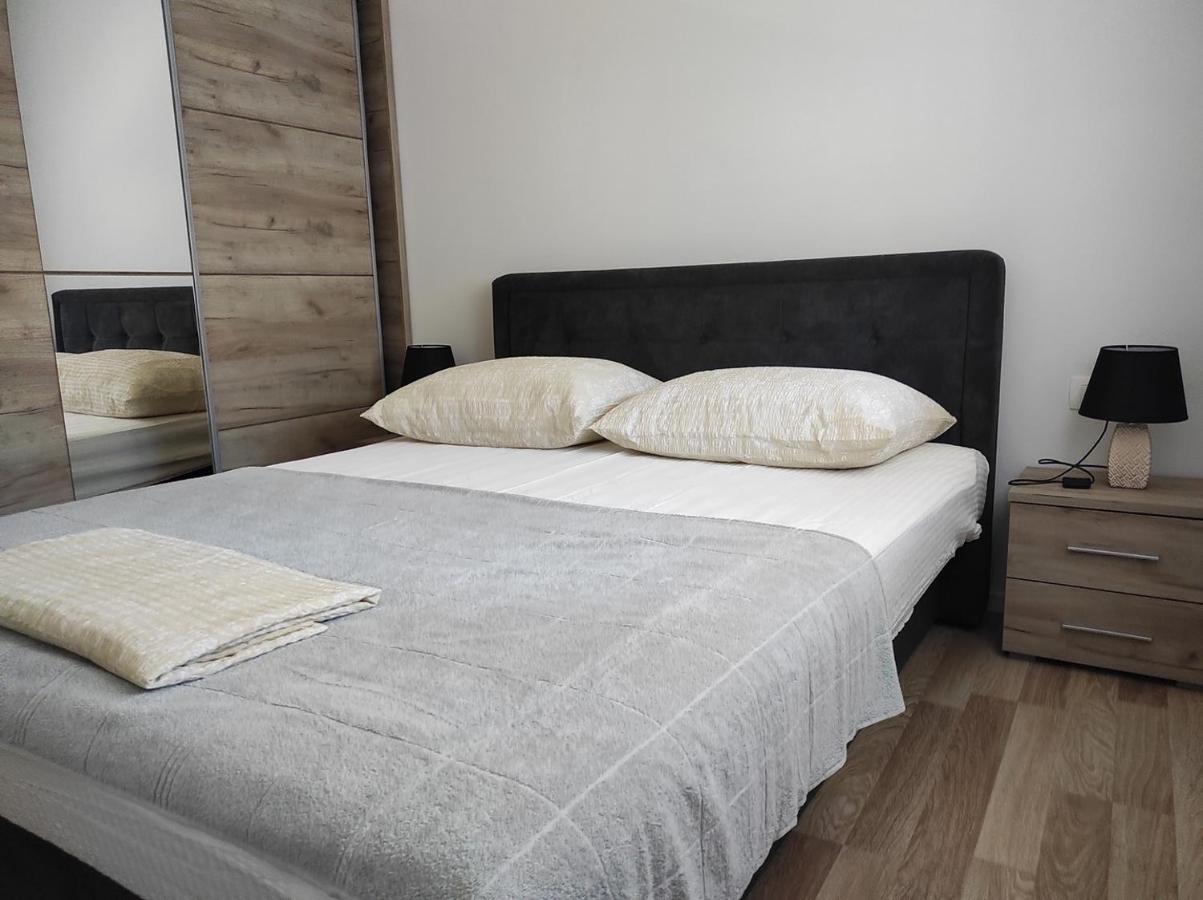 One Bedroom Apartment Gogo With Private Parking Neum Dış mekan fotoğraf